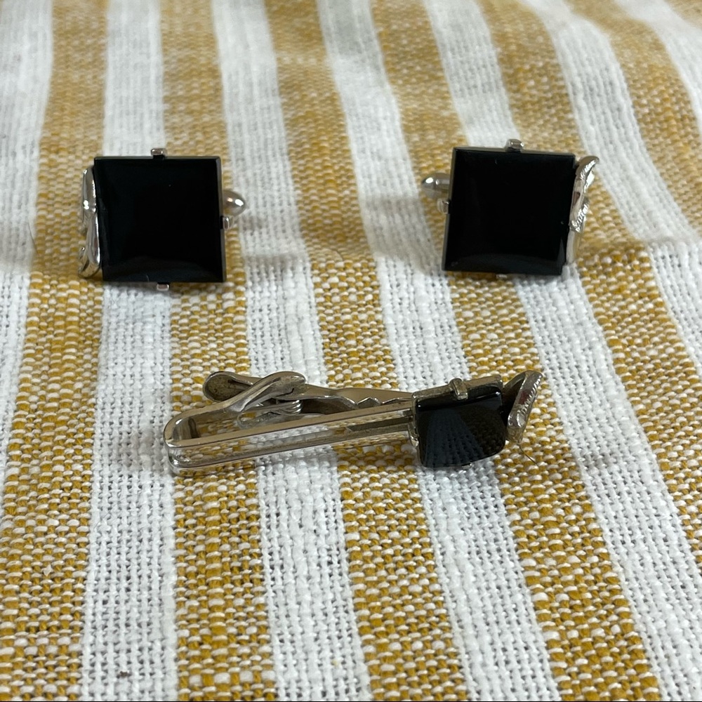 Vintage SWANK Black and Silver‎ Tone Cuff Links Tie Clip Set Retro